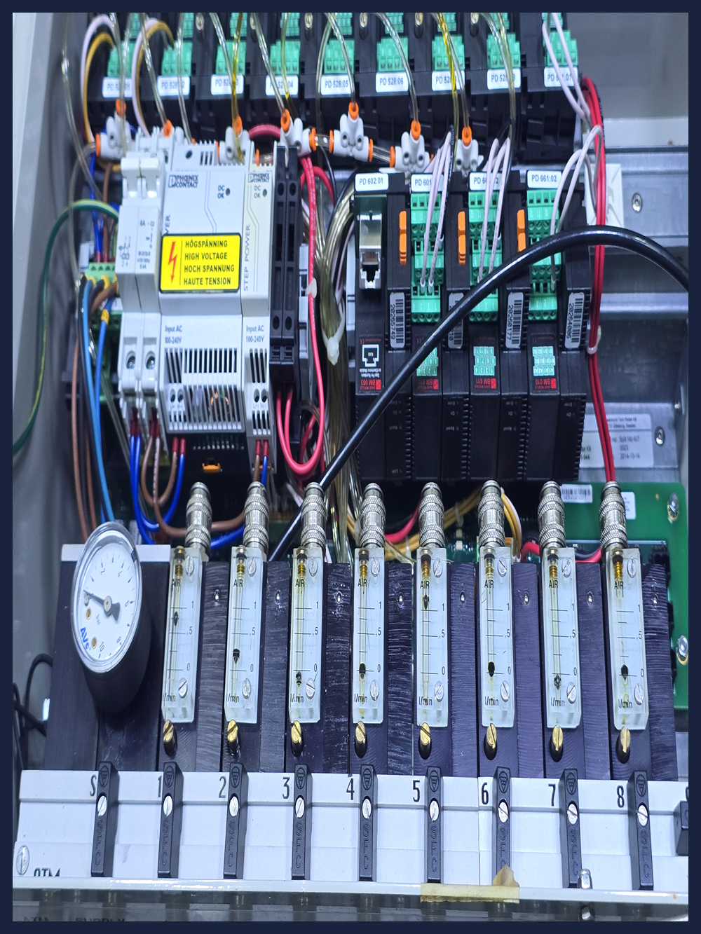 MULTIPOINT TRANSMITTER LD 100S CABINET 1