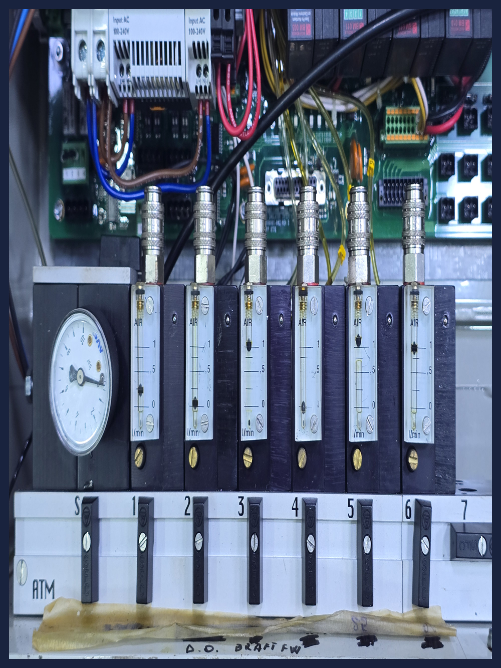 SF CONTROL MULTIPOINT TRANSMITTER LD 100S CABINET 2