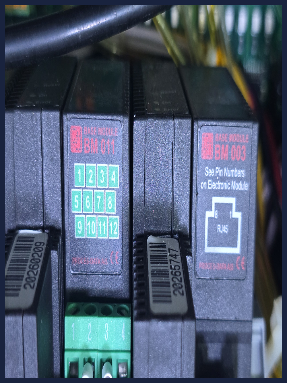 SF CONTROL MULTIPOINT TRANSMITTER LD 100S CABINET 2