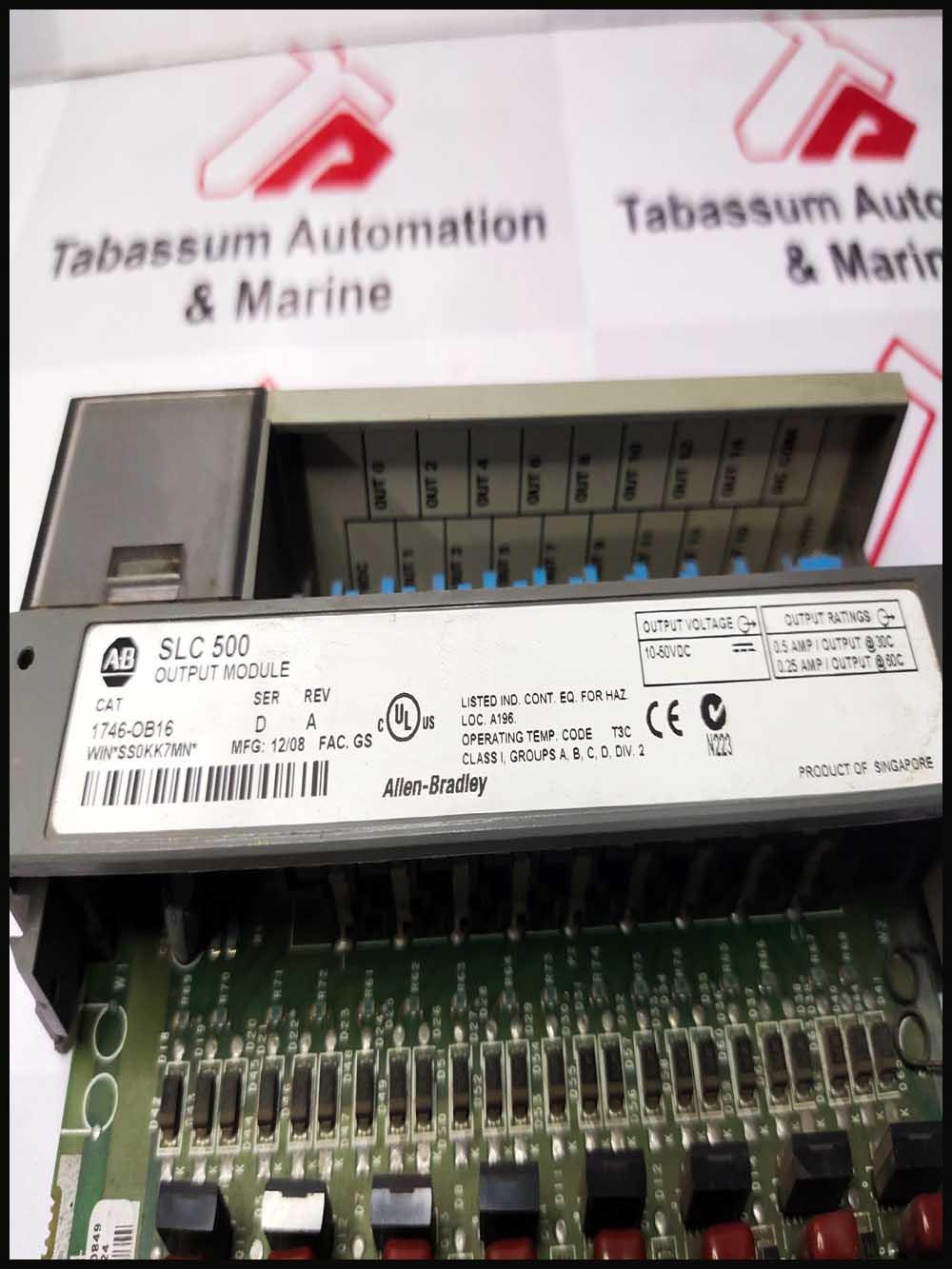 ALLEN-BRADLEY 1746-OB16 OUTPUT MODULE SLC 500