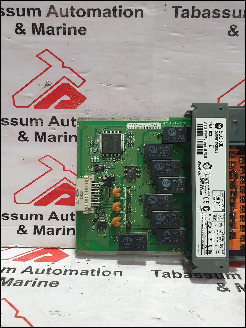 ALLEN BRADLEY 1746 0X8 OUTPUT MODULE