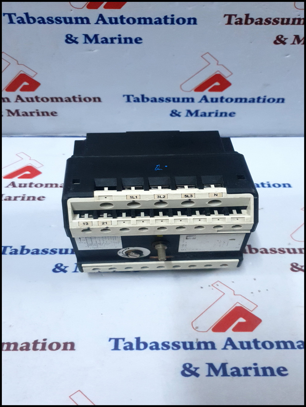 Moulded Case Circuit Breakers For Moter Protection Series 8523 8