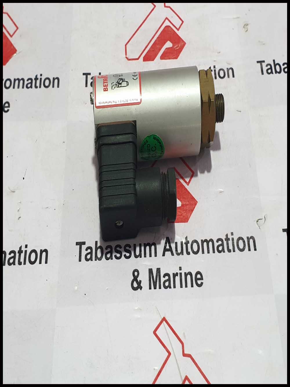 BETA B2-P504H-BXB-P2-BG-X1 PRESSURE SWITCH