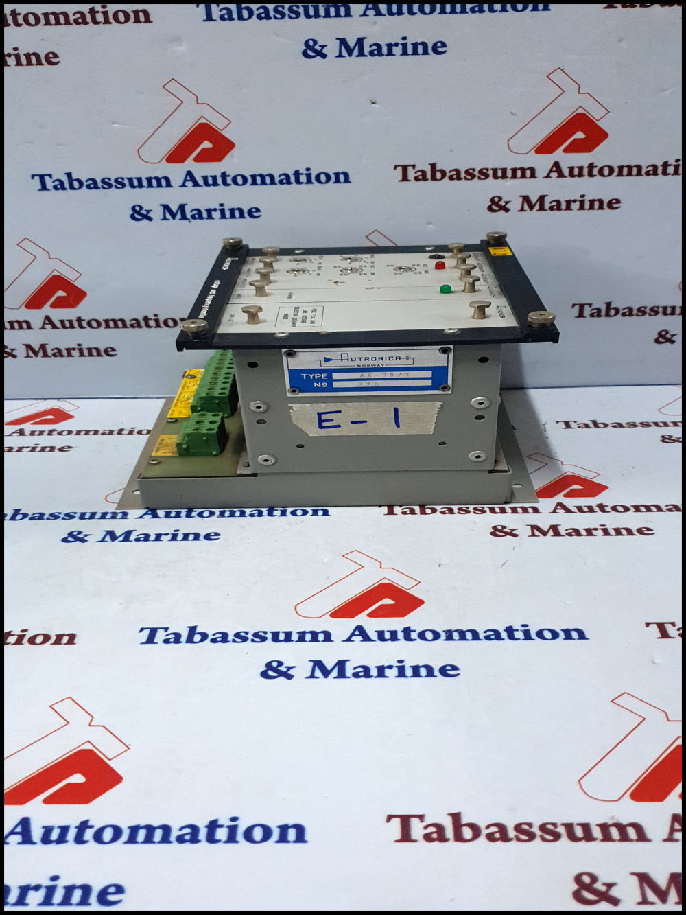 AUTRONICA VOLTAGE AND FREQUENCY MONITOR