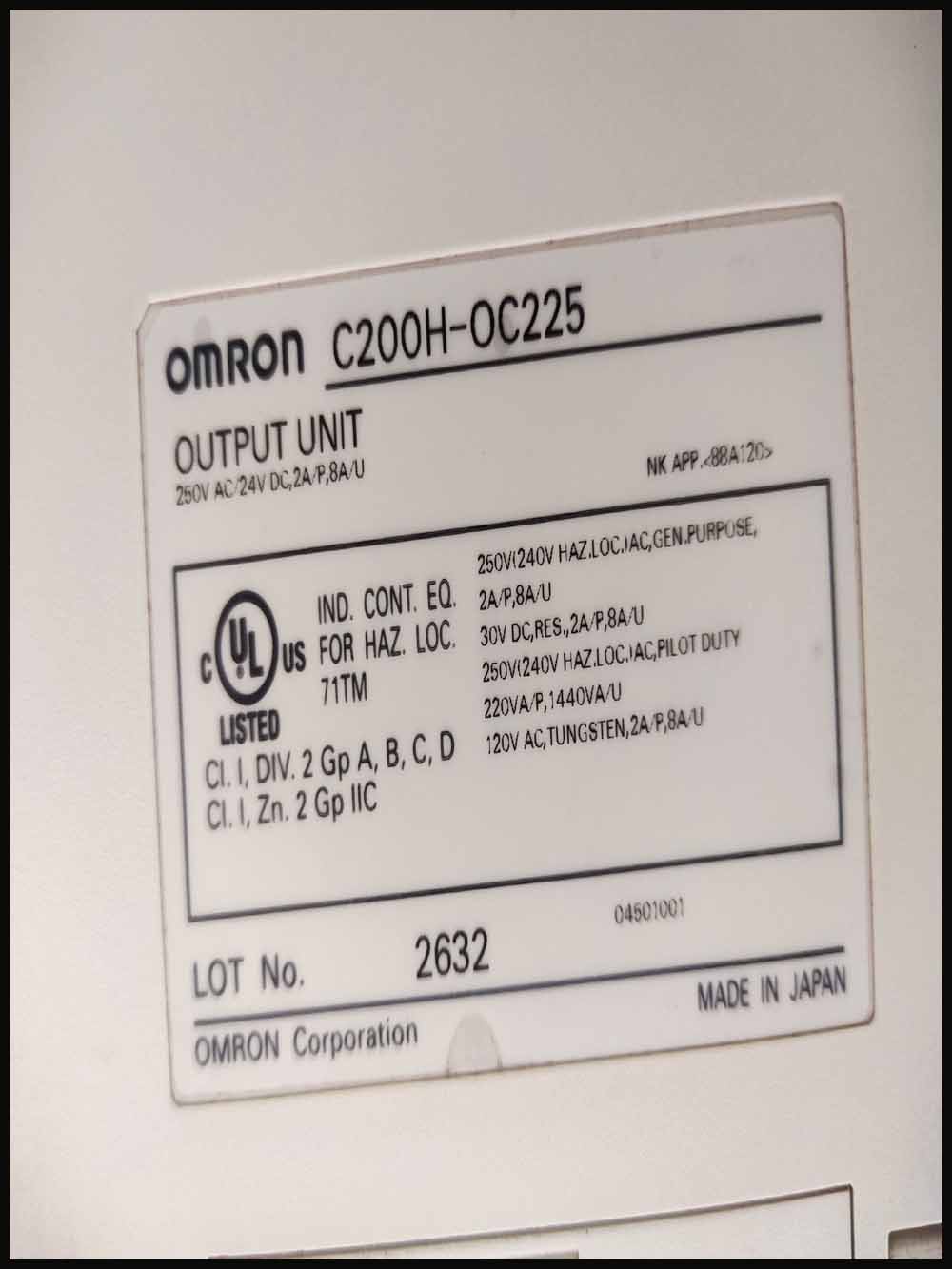 OMRON C200H-OC225 OUTPUT UNIT