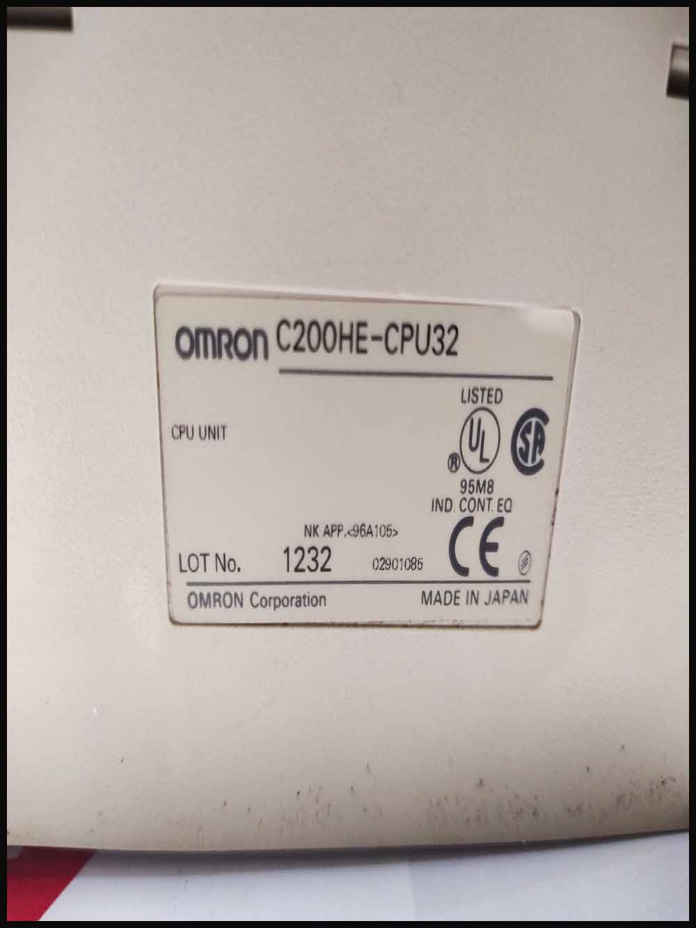 OMRON SYSMAC C200HE PROGRAMMABLE CONTROLLER C200HE-CPU32