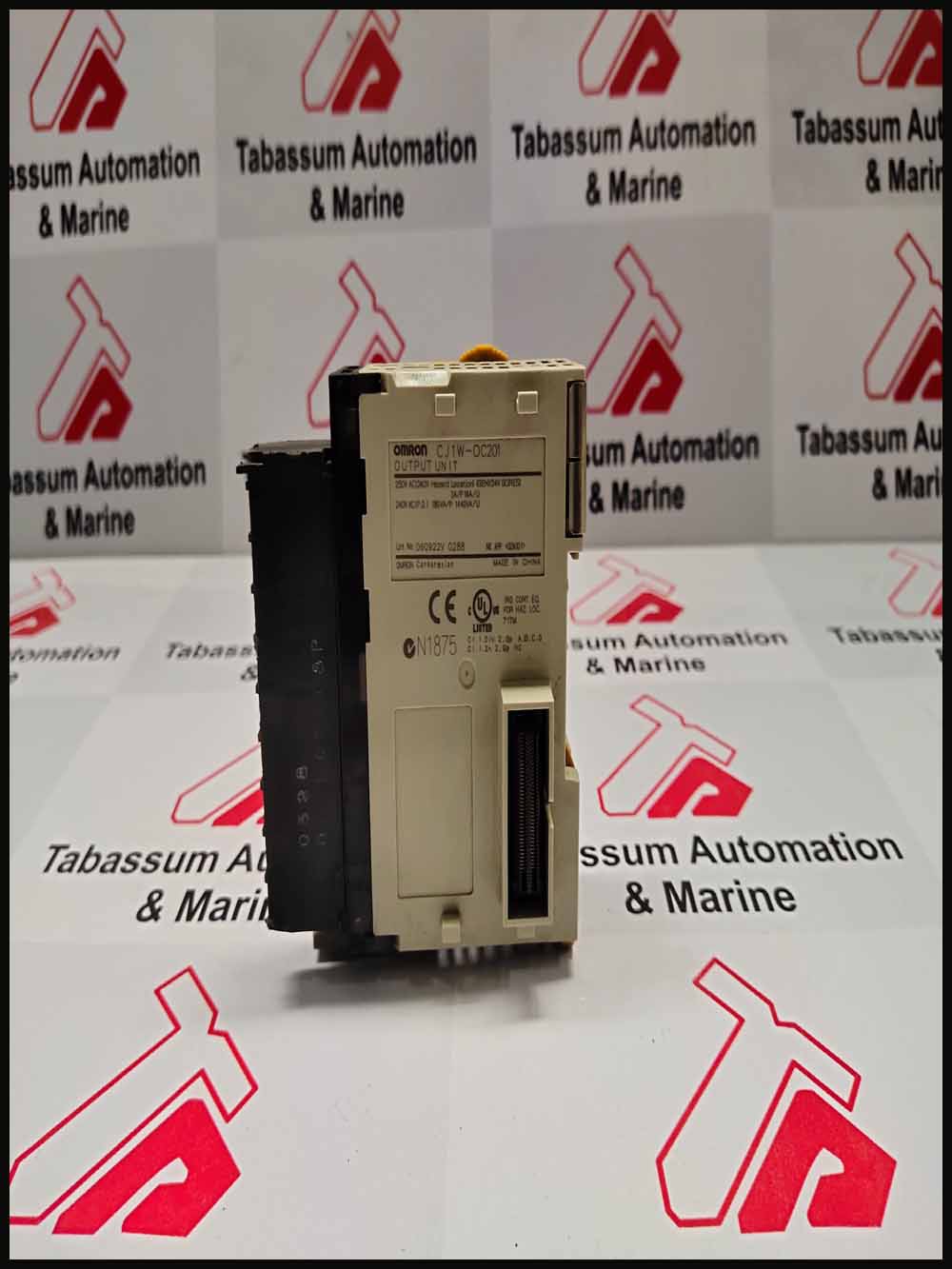 Omron CJ1W-OC201 PLC Output Unit module