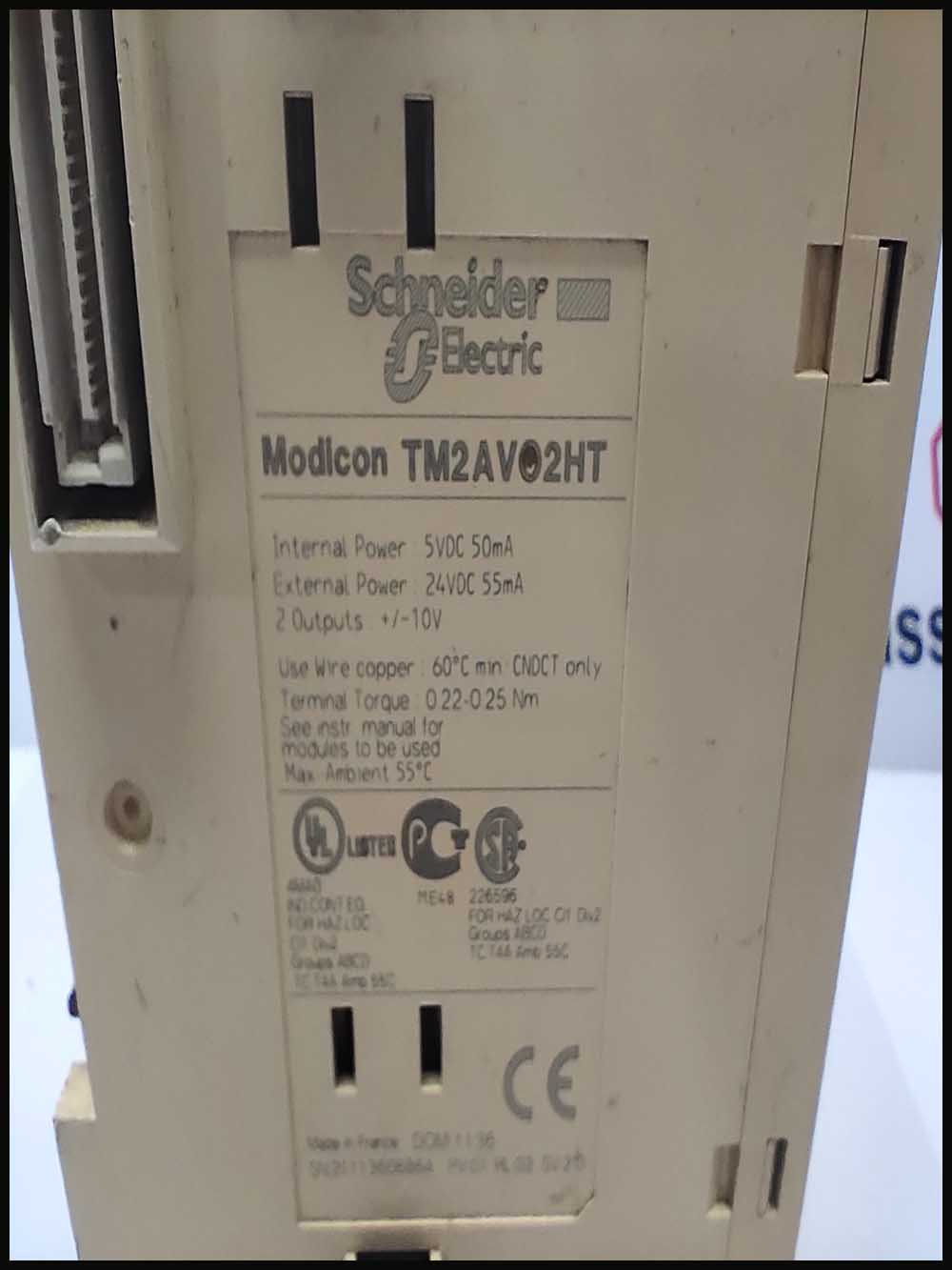 SCHNEIDER ELECTRIC TM2AVO2HT ANALOG MODULE