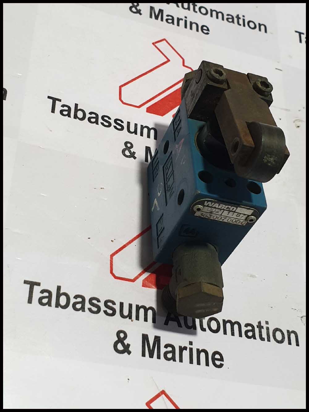 WABCO 3630070000 PNEUMATIC DIRECTIONAL VALVE