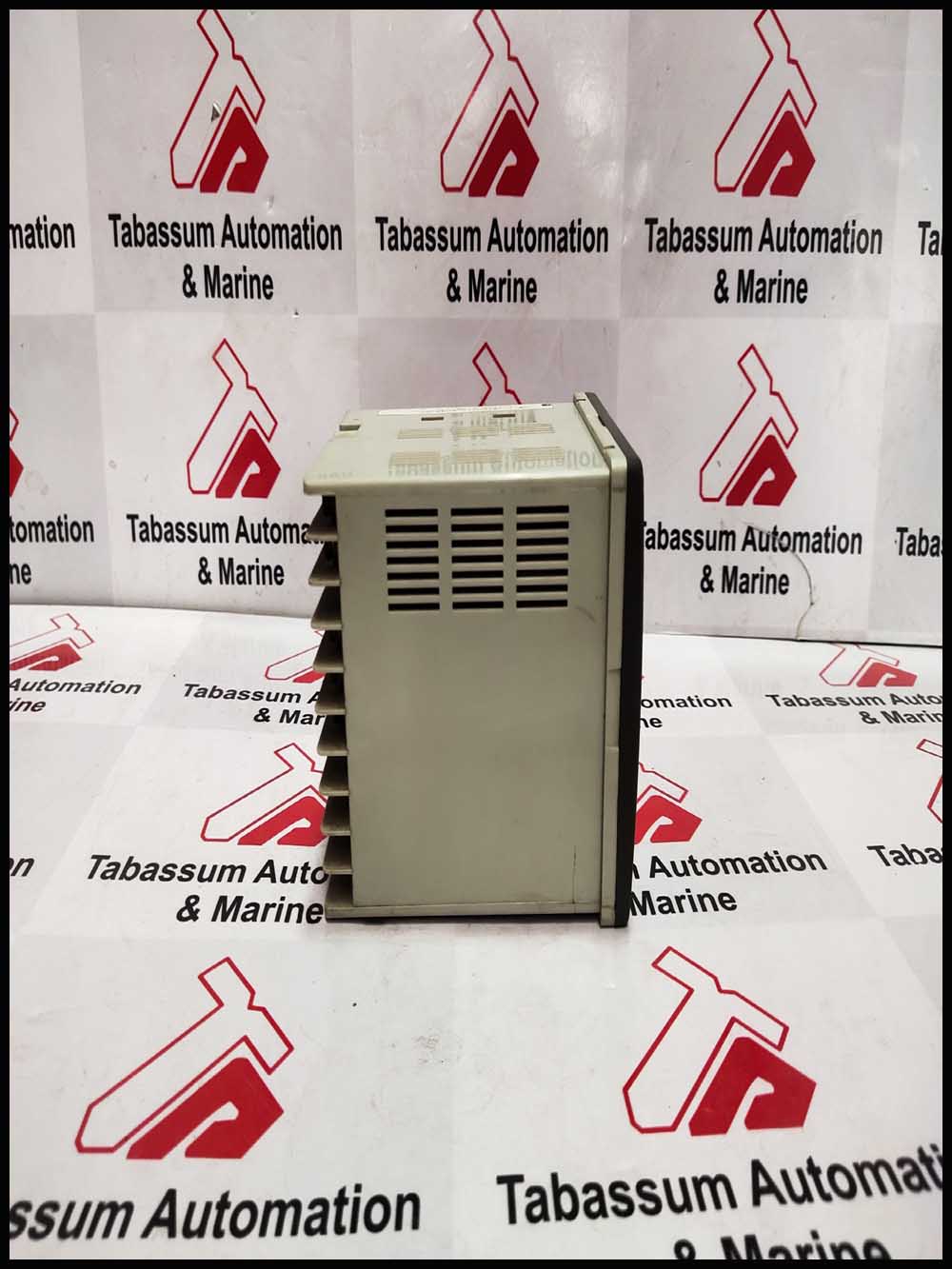 YAMATAKE SDC21 TEMPERATURE CONTROLLER C315GA000100