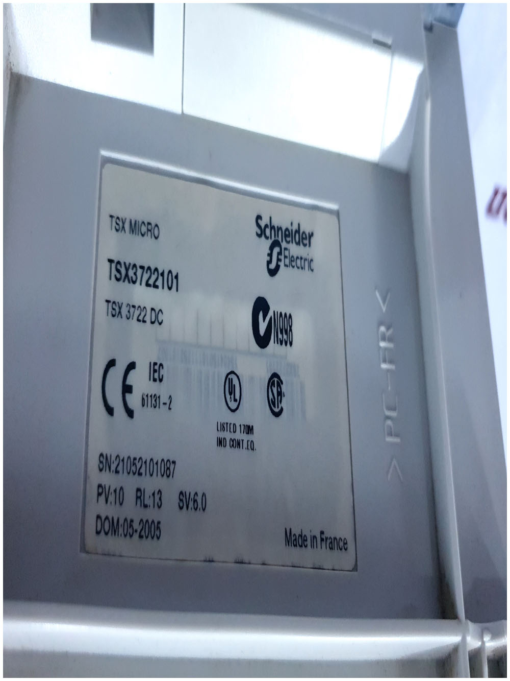 SCHNEIDER ELECTRIC TSX3722101